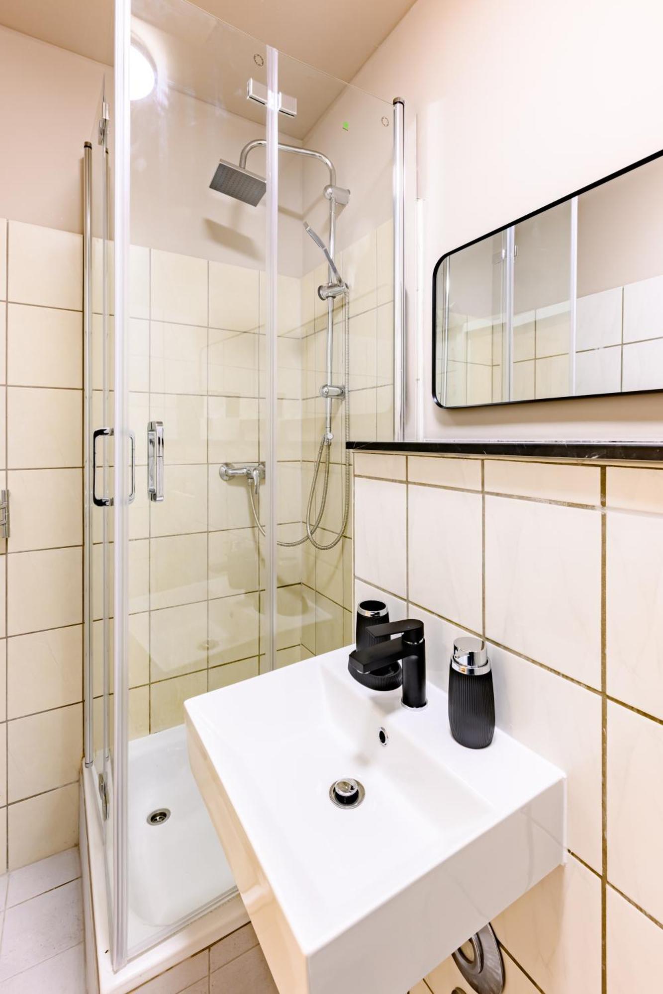 Ground-floor For 2 People Near Mauer Park