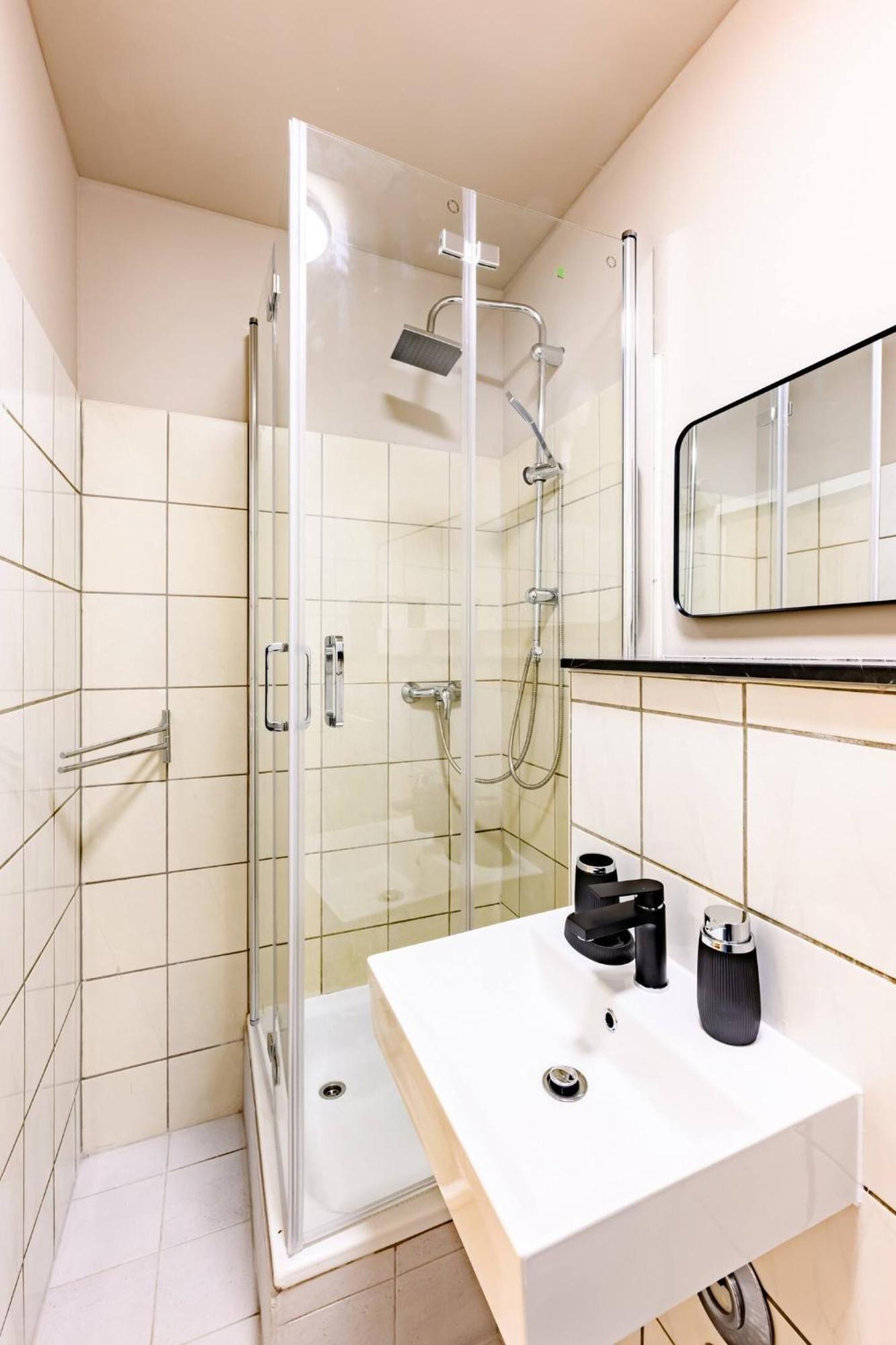 Apartment Ground-floor For 2 People Near Mauer Park Berlin